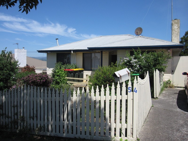 54 Dunbar Avenue, Morwell VIC 3840