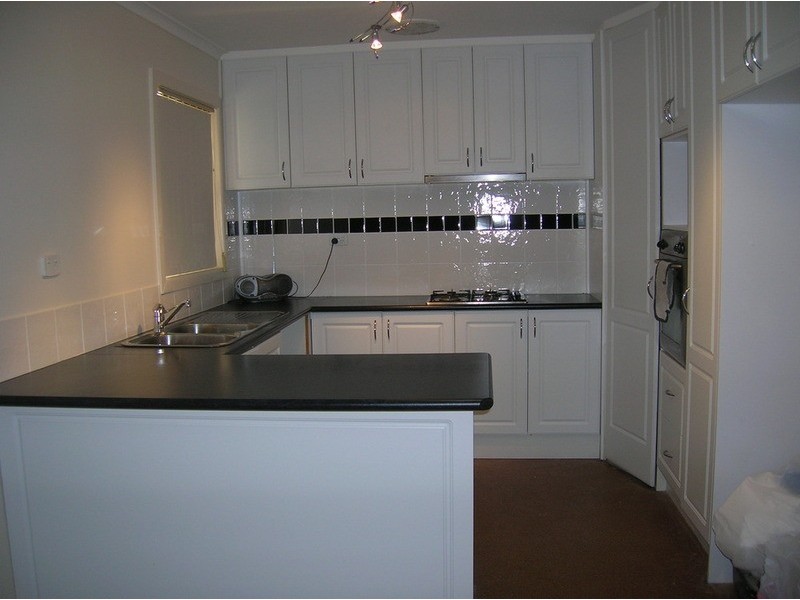 17 Crinigan Road, Morwell VIC 3840