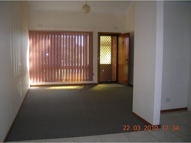 8 Strath Place, Morwell VIC 3840