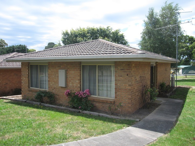 4/9 – 11 Baromi Road, Mirboo North VIC 3871