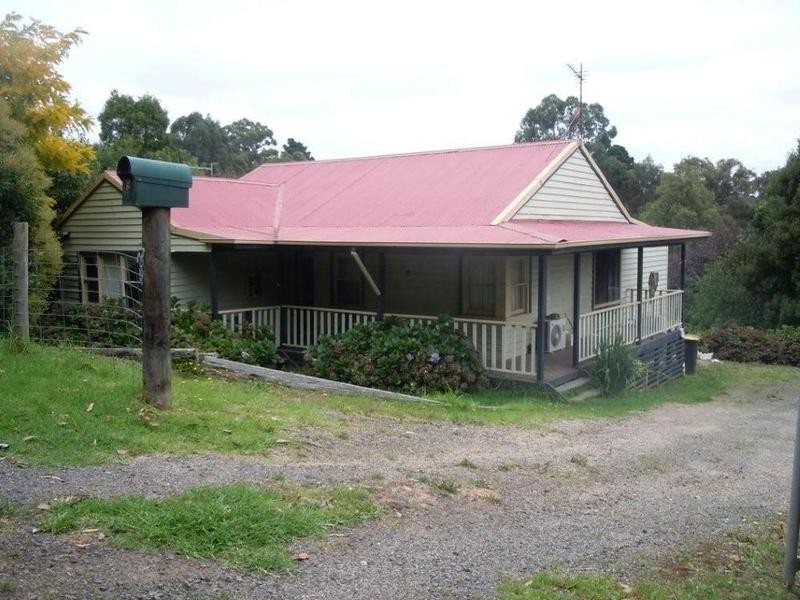 9-11 Thorpdale Road, Mirboo North VIC 3871