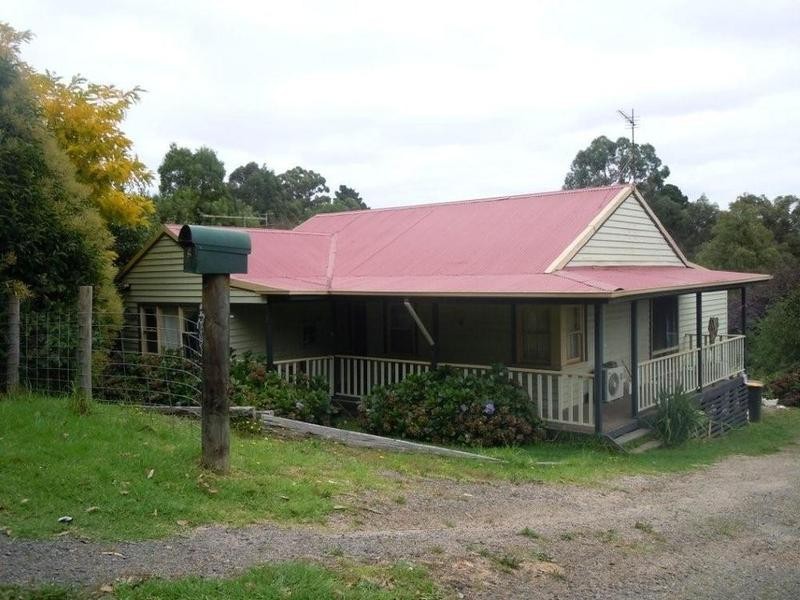 9-11 Thorpdale Road, Mirboo North VIC 3871