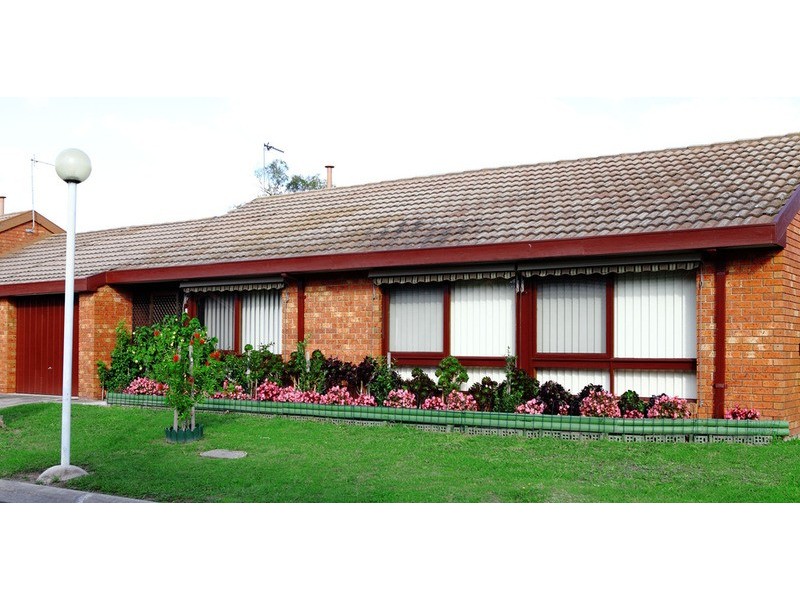 67 Dell Circuit, Morwell VIC 3840