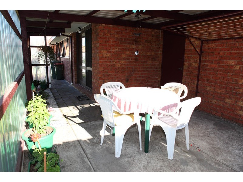 67 Dell Circuit, Morwell VIC 3840
