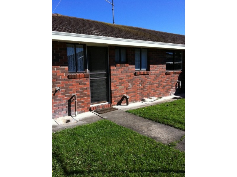 2/30 Spring Court, Morwell VIC 3840