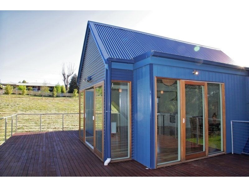 26 Railway Road, Mirboo North VIC 3871
