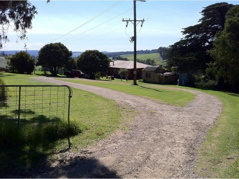 235 Banks Road, Gormandale VIC 3873