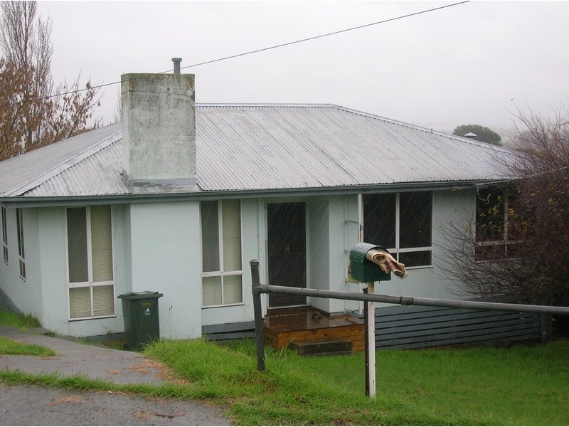 34 Hare Street, Morwell VIC 3840