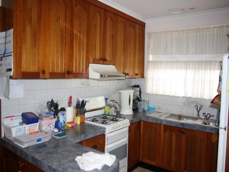 16 Junier Street, Morwell VIC 3840