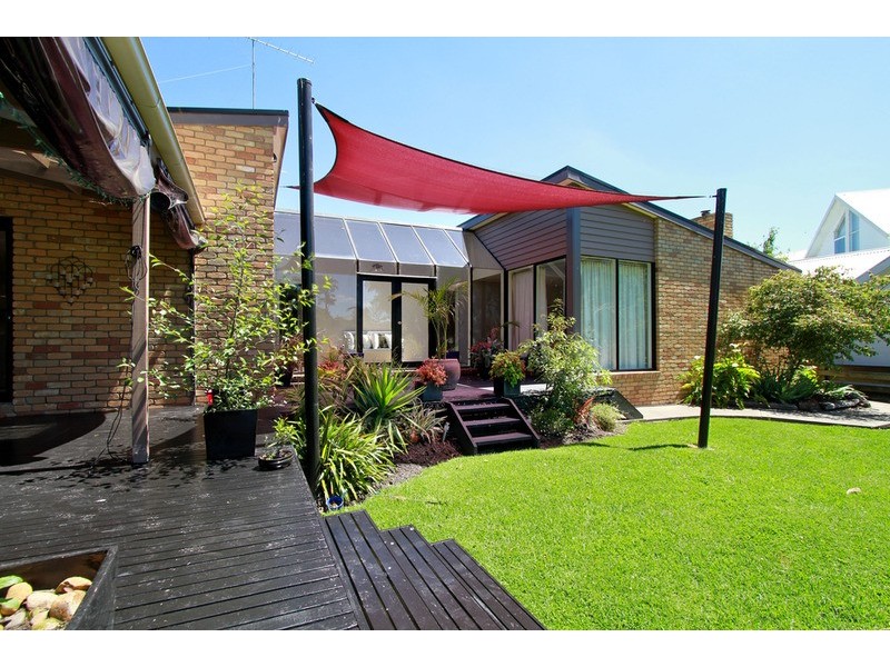 32 Parkwood Way, Traralgon VIC 3844