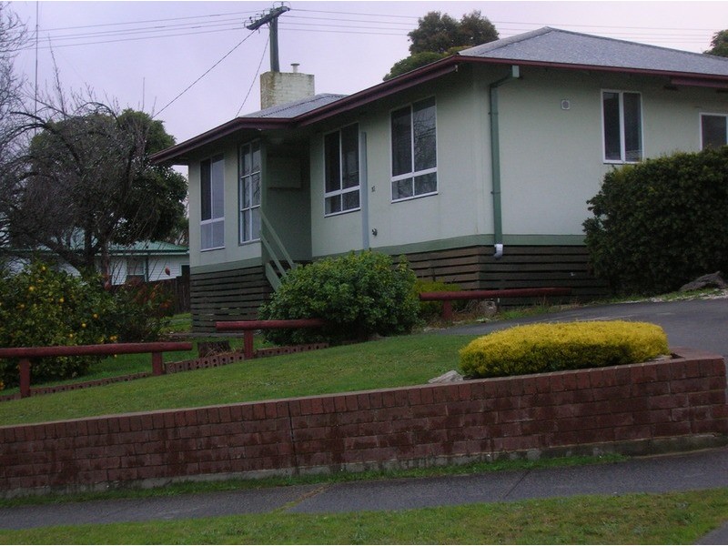 51 Dunbar Avenue, Morwell VIC 3840