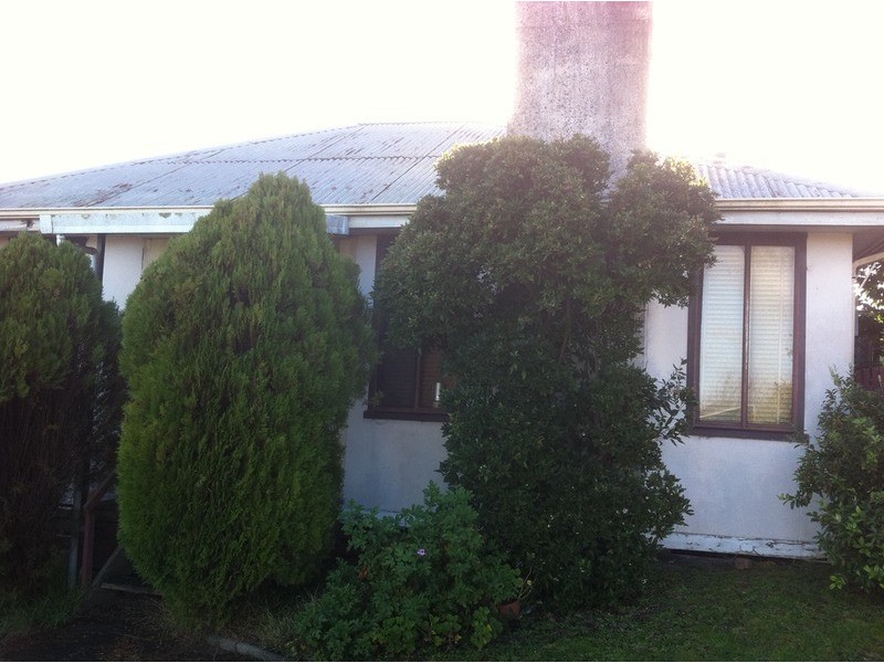 27 Donald Street, Morwell VIC 3840