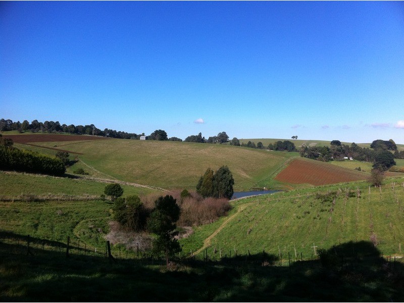 39 – 41 Giles Street, Mirboo North VIC 3871