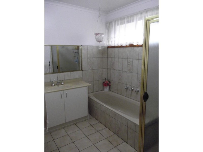 4 Gabo Way, Morwell VIC 3840