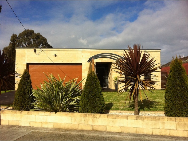 81 The Avenue, Morwell VIC 3840