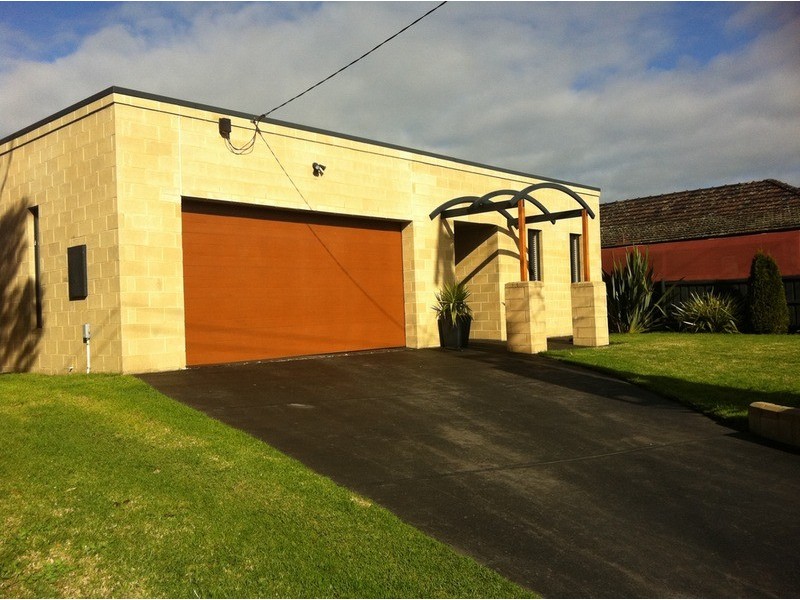 81 The Avenue, Morwell VIC 3840