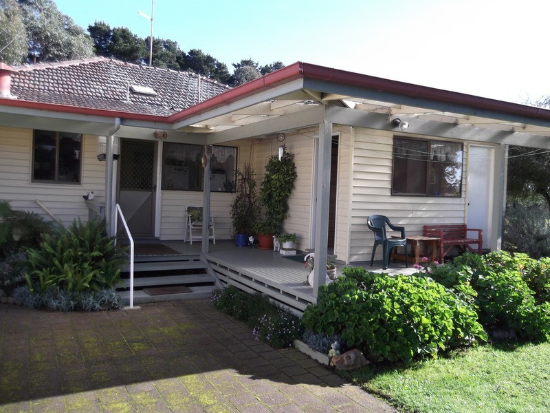 20 Ambrose Road, Hazelwood North VIC 3840