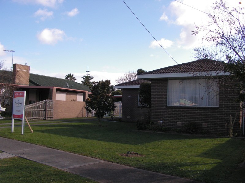 11 The Avenue, Morwell VIC 3840