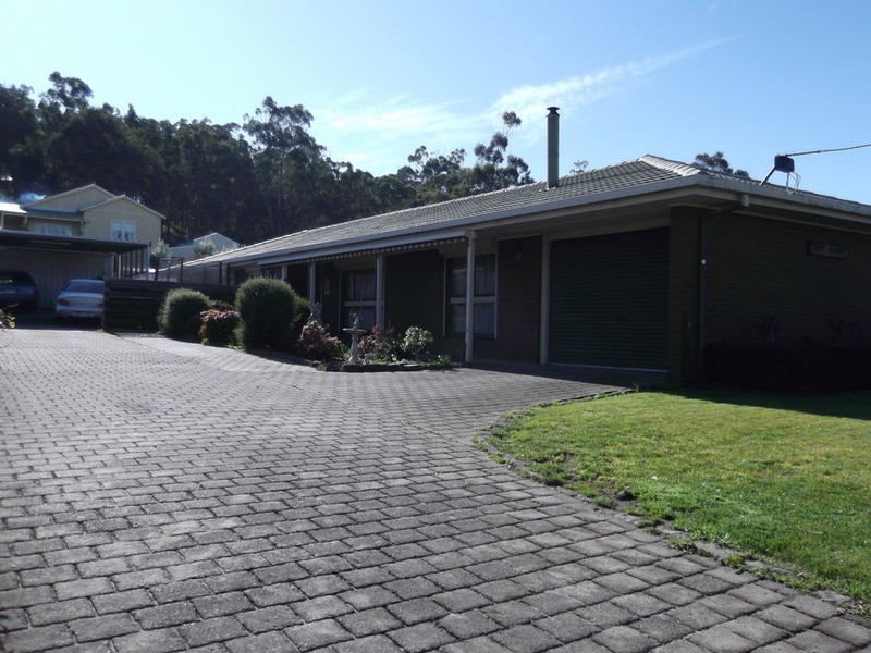 59 Main Road, Tyers VIC 3844