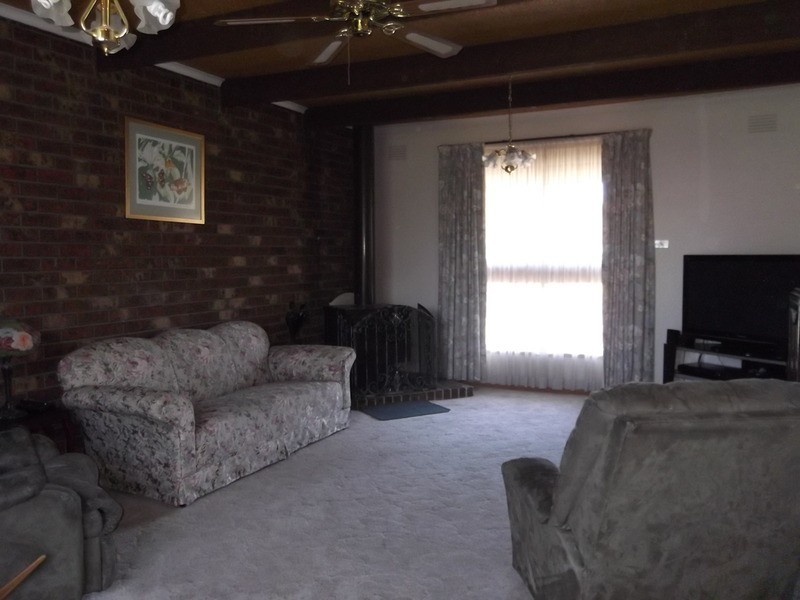 59 Main Road, Tyers VIC 3844