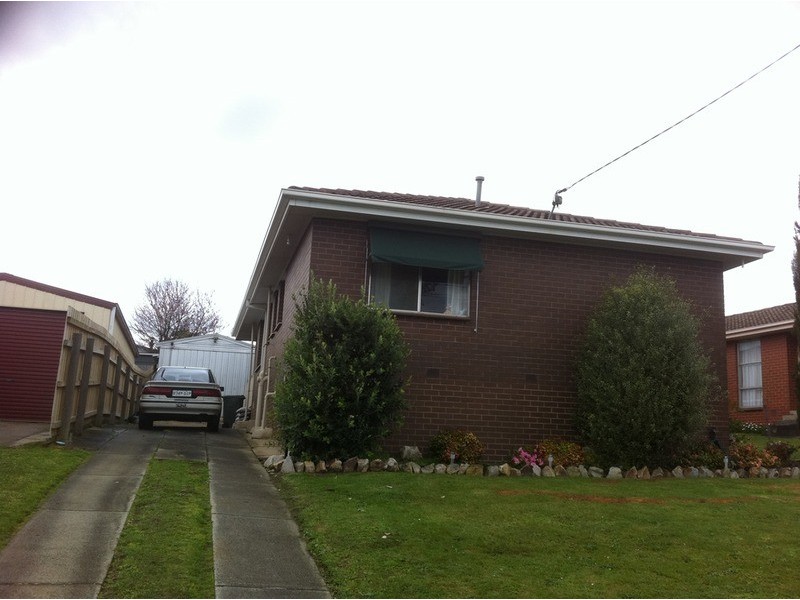 10 Blackwood Crescent, Churchill VIC 3842