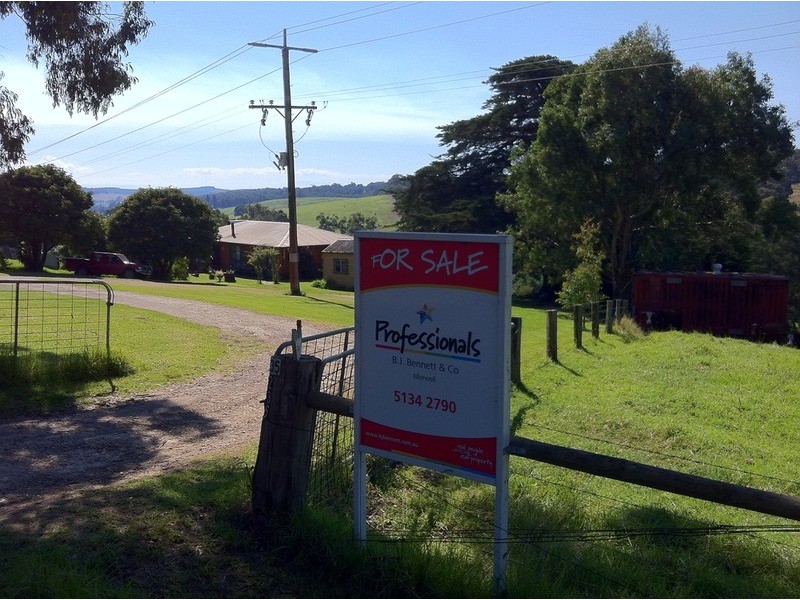 235 Banks Road, Gormandale VIC 3873