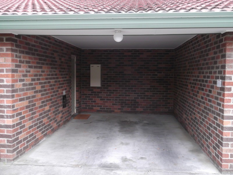 1/42 Collins  Street, Traralgon VIC 3844