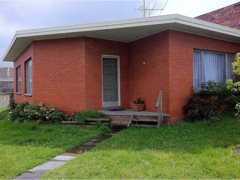 1 & 1A/1 Phyllis St,, Morwell VIC 3840