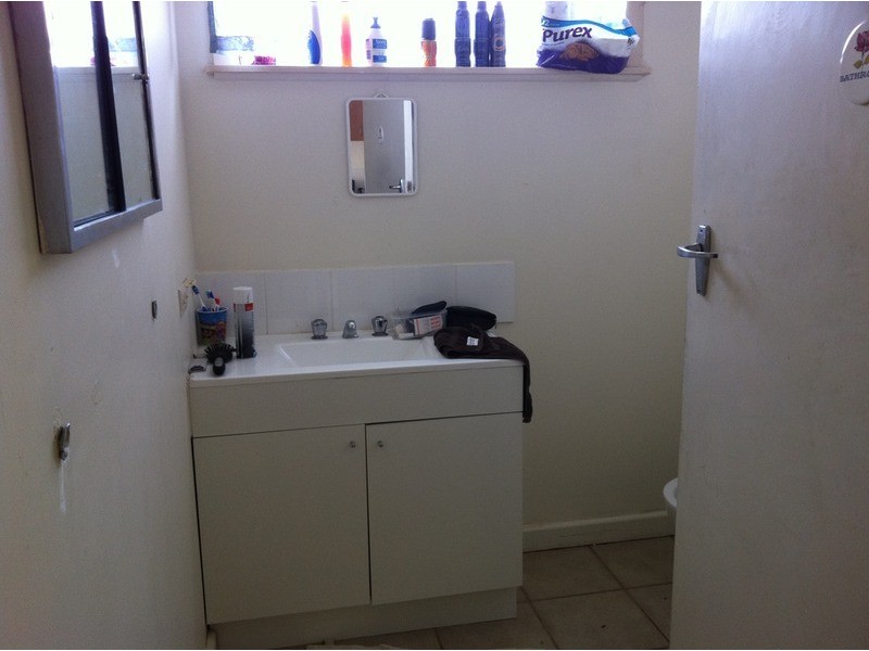 1 & 1A/1 Phyllis St,, Morwell VIC 3840