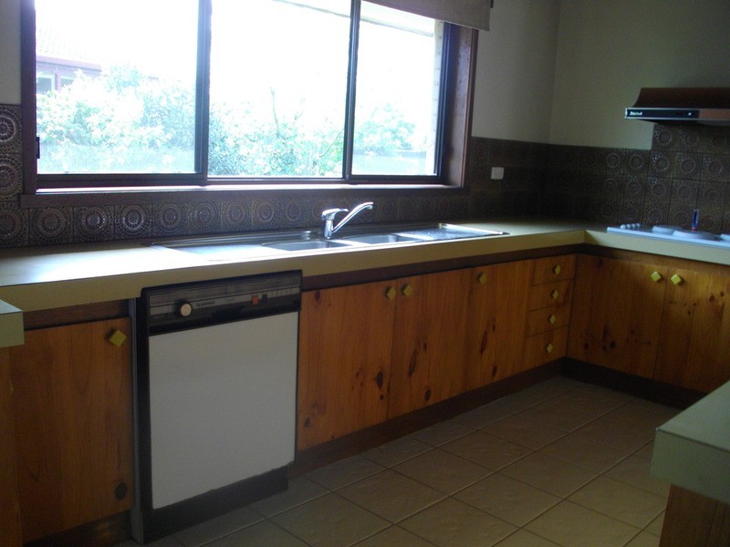 21 The Avenue, Morwell VIC 3840