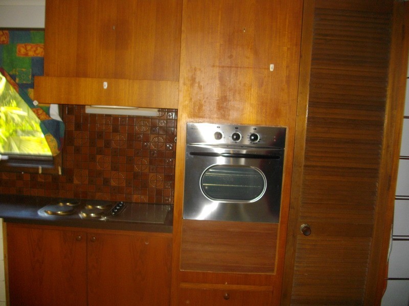 12 Bath Road, Mirboo North VIC 3871