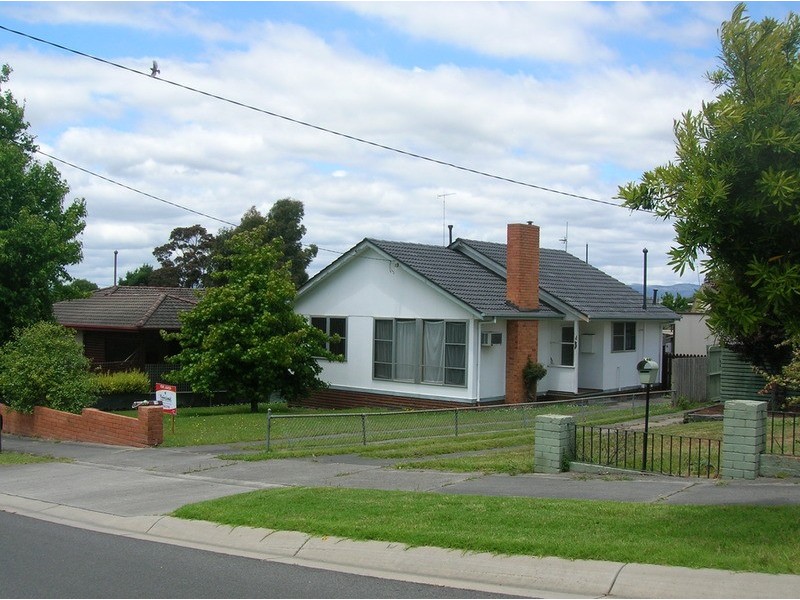 16 Vasey Street, Morwell VIC 3840