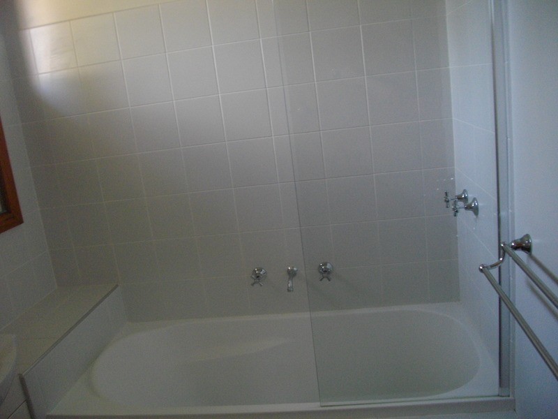 4 Porter  Street, Morwell VIC 3840