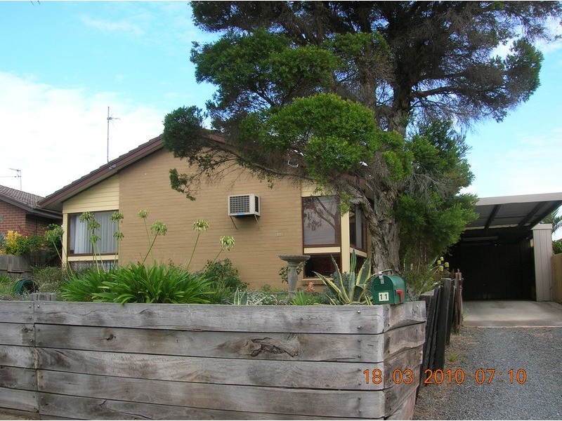 11 Willow Street, Churchill VIC 3842