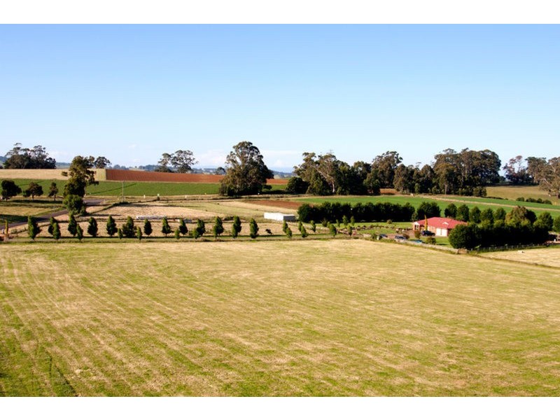 1515 MCDONALDS Track, Narracan VIC 3824