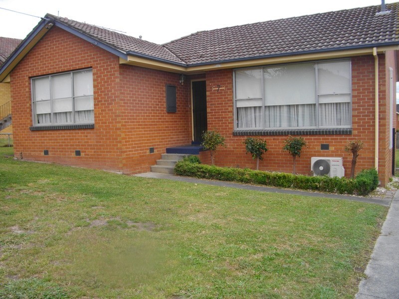 7 Heesom Crescent, Churchill VIC 3842