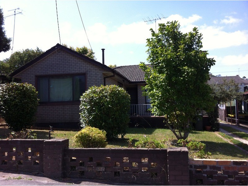 17 Porter Street, Morwell VIC 3840