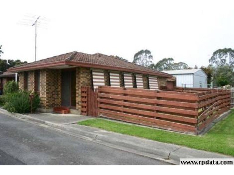 1/2 Davey Street, Morwell VIC 3840
