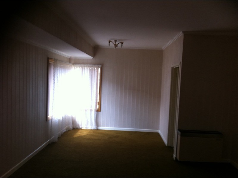 28 Hopetoun Avenue, Morwell VIC 3840