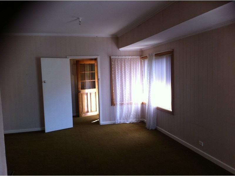 28 Hopetoun Avenue, Morwell VIC 3840