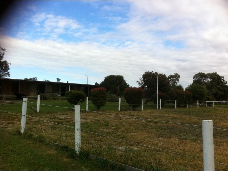 145  McIntoshs  Road, Boolarra VIC 3870