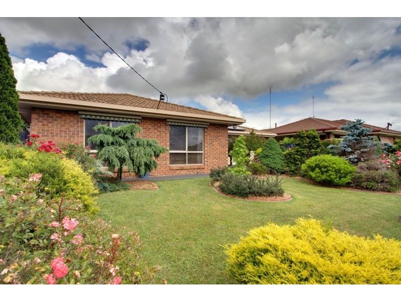 10 Wingan  Way, Morwell VIC 3840