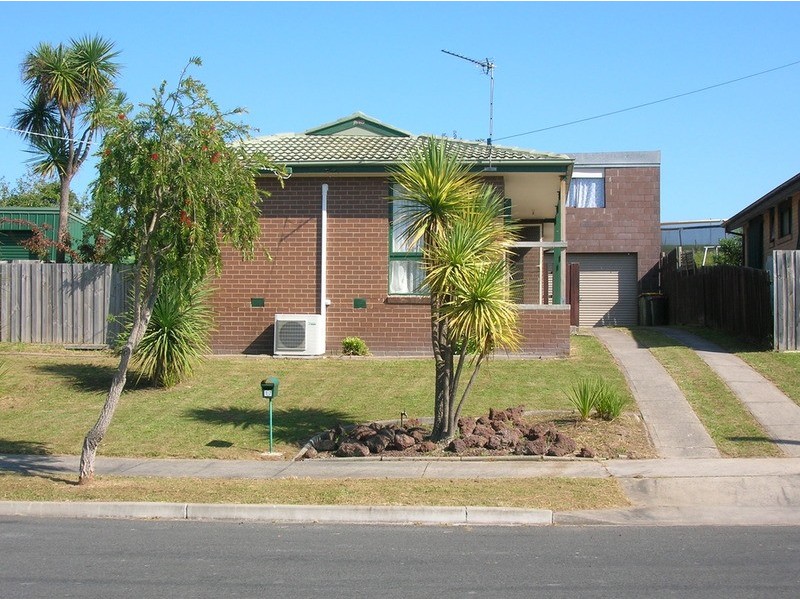 17 McCarthy Street, Churchill VIC 3842