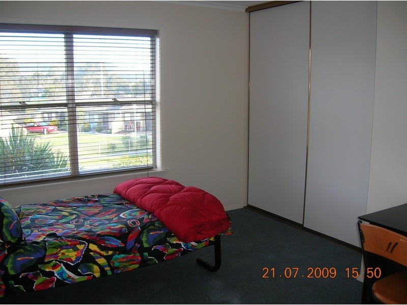 47 White Parade, Churchill VIC 3842