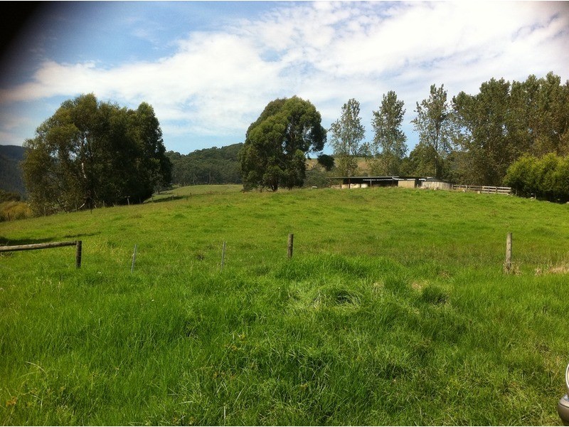 2 Brockelbank Court, Yinnar South VIC 3869