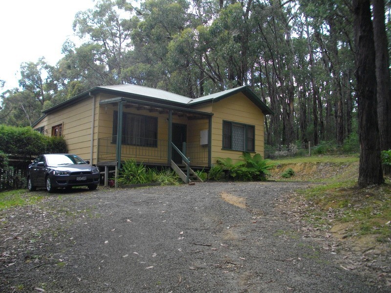 36 Balook Street, Mirboo North VIC 3871