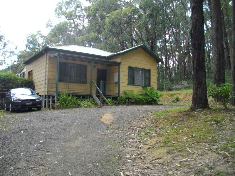 36 Balook Street, Mirboo North VIC 3871