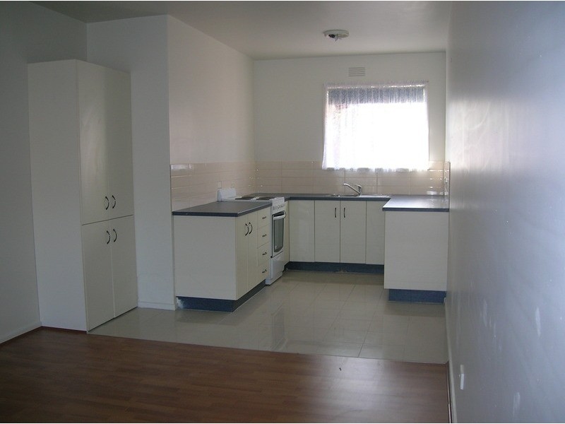 2/153 Buckley Street, Morwell VIC 3840