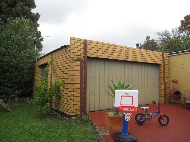 10 Firmin Road, Churchill VIC 3842