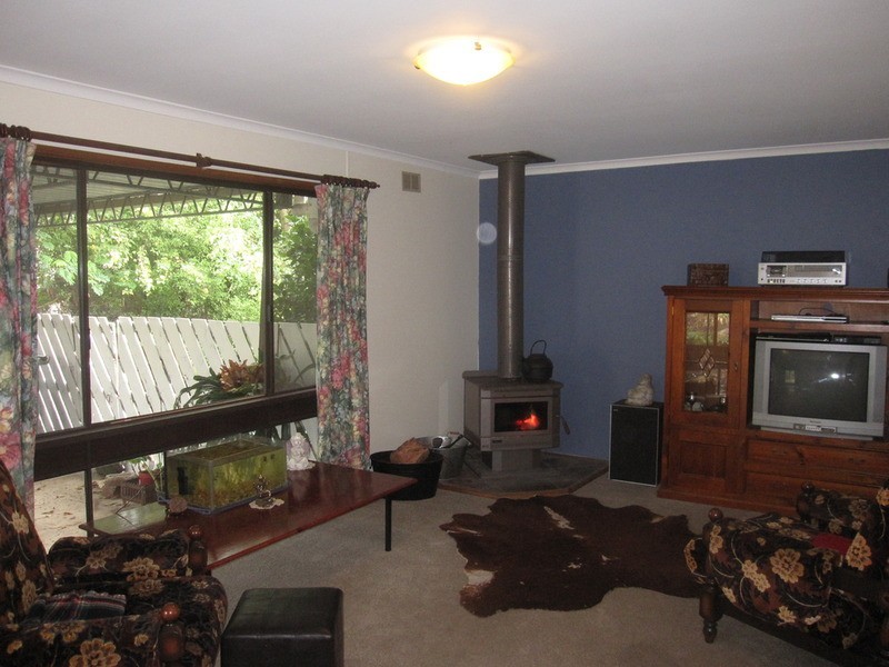 19 Bastin  Street, Boolarra VIC 3870